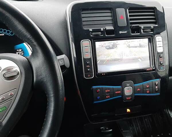 Серый Ниссан Лиф, объемом двигателя 0 л и пробегом 129 тыс. км за 7100 $, фото 46 на Automoto.ua