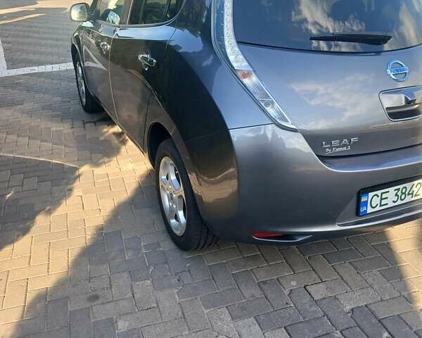 Сірий Ніссан Ліф, об'ємом двигуна 0 л та пробігом 142 тис. км за 7200 $, фото 3 на Automoto.ua