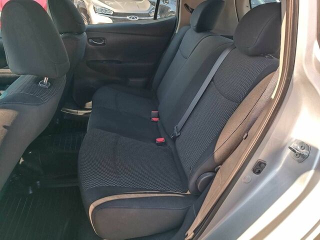 Серый Ниссан Лиф, объемом двигателя 0 л и пробегом 77 тыс. км за 6790 $, фото 9 на Automoto.ua