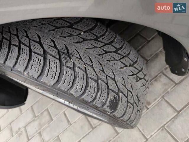 Серый Ниссан Лиф, объемом двигателя 0 л и пробегом 100 тыс. км за 5999 $, фото 7 на Automoto.ua