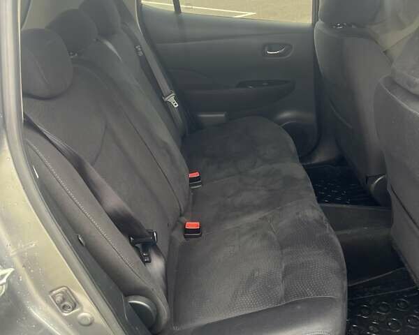 Сірий Ніссан Ліф, об'ємом двигуна 0 л та пробігом 169 тис. км за 6800 $, фото 11 на Automoto.ua