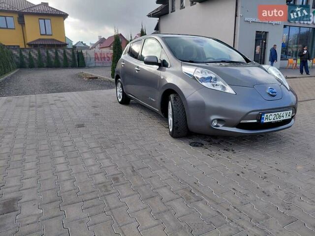 Серый Ниссан Лиф, объемом двигателя 0 л и пробегом 145 тыс. км за 7350 $, фото 3 на Automoto.ua