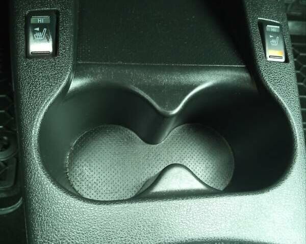 Серый Ниссан Лиф, объемом двигателя 0 л и пробегом 99 тыс. км за 7400 $, фото 17 на Automoto.ua