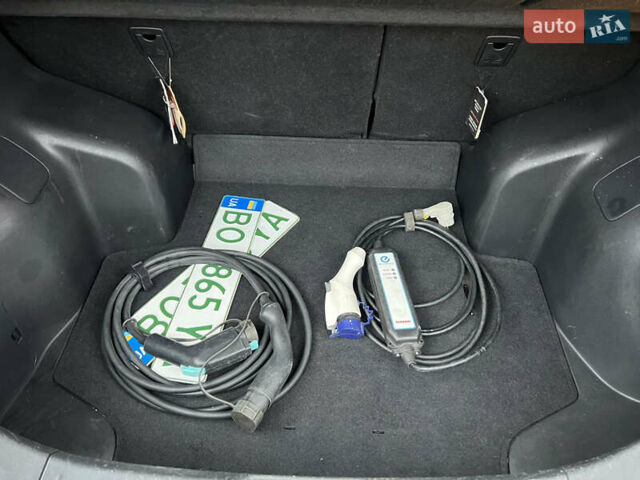 Серый Ниссан Лиф, объемом двигателя 0 л и пробегом 139 тыс. км за 7200 $, фото 37 на Automoto.ua