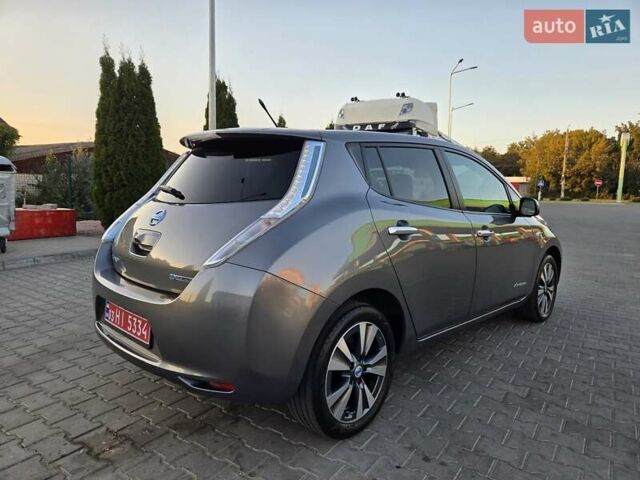 Серый Ниссан Лиф, объемом двигателя 0 л и пробегом 147 тыс. км за 6550 $, фото 7 на Automoto.ua