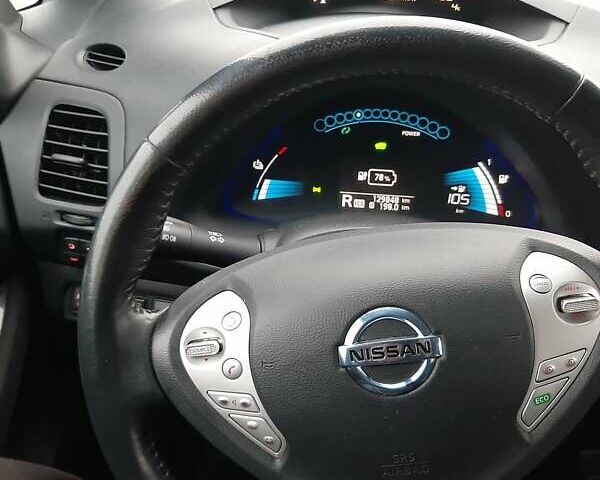 Серый Ниссан Лиф, объемом двигателя 0 л и пробегом 129 тыс. км за 7100 $, фото 49 на Automoto.ua