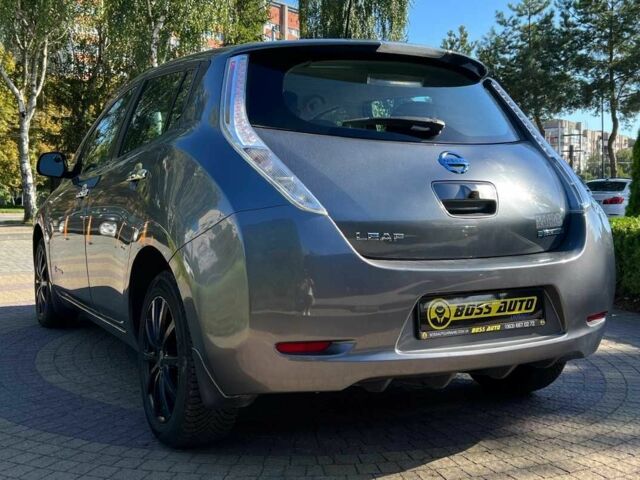 Серый Ниссан Лиф, объемом двигателя 0 л и пробегом 111 тыс. км за 7700 $, фото 4 на Automoto.ua