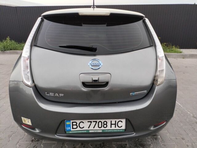 Серый Ниссан Лиф, объемом двигателя 0 л и пробегом 196 тыс. км за 5499 $, фото 1 на Automoto.ua