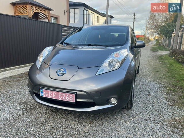 Ниссан Лиф 2014 в Черновцах на Automoto.ua Серый Ниссан Лиф, объемом двигателя 0 л и пробегом 83 тыс. км за 5900 $, фото 1 на Automoto.ua