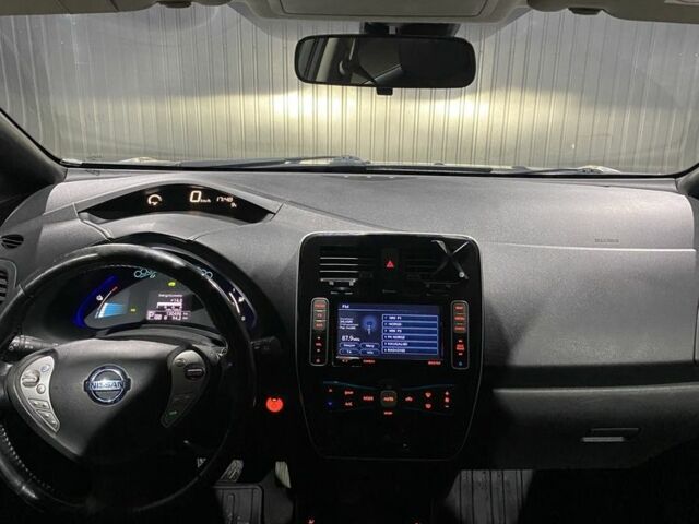 Сірий Ніссан Ліф, об'ємом двигуна 0 л та пробігом 131 тис. км за 6550 $, фото 20 на Automoto.ua