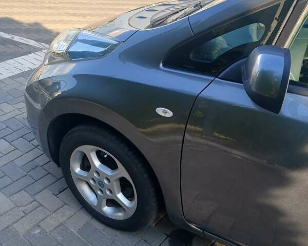 Сірий Ніссан Ліф, об'ємом двигуна 0 л та пробігом 142 тис. км за 7200 $, фото 6 на Automoto.ua