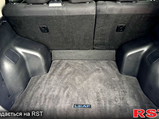 Сірий Ніссан Ліф, об'ємом двигуна 80 л та пробігом 59 тис. км за 6950 $, фото 9 на Automoto.ua