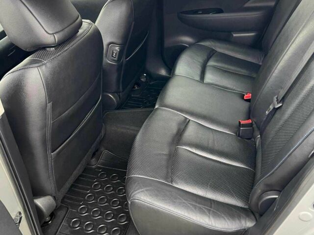 Сірий Ніссан Ліф, об'ємом двигуна 0 л та пробігом 113 тис. км за 6600 $, фото 8 на Automoto.ua