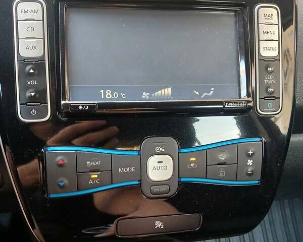 Сірий Ніссан Ліф, об'ємом двигуна 0 л та пробігом 142 тис. км за 7200 $, фото 49 на Automoto.ua