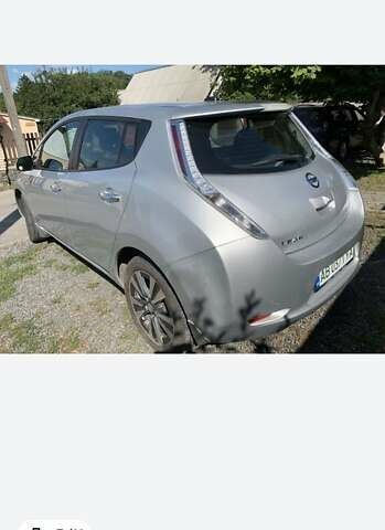 Сірий Ніссан Ліф, об'ємом двигуна 0 л та пробігом 148 тис. км за 6400 $, фото 10 на Automoto.ua