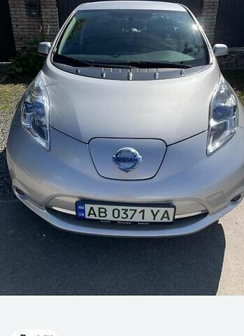 Сірий Ніссан Ліф, об'ємом двигуна 0 л та пробігом 148 тис. км за 6400 $, фото 13 на Automoto.ua