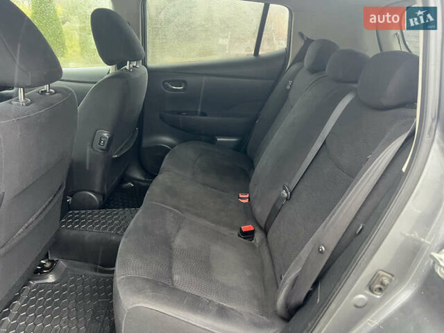 Ниссан Лиф 2014 в Харькове на Automoto.ua Серый Ниссан Лиф, объемом двигателя 0 л и пробегом 112 тыс. км за 6999 $, фото 13 на Automoto.ua