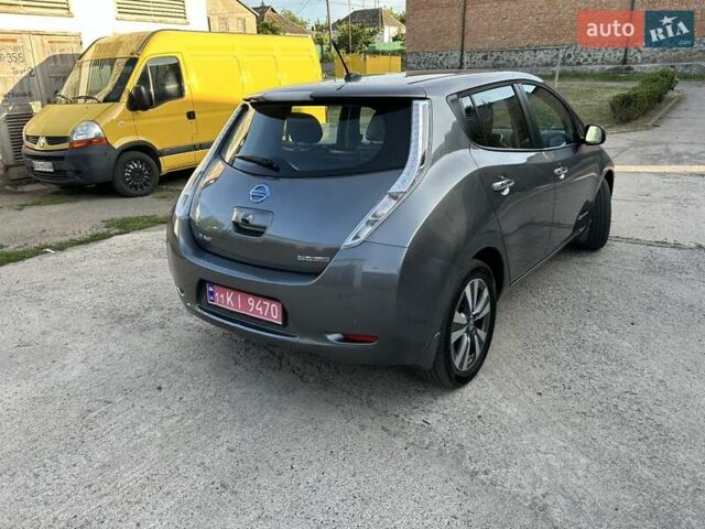 Сірий Ніссан Ліф, об'ємом двигуна 0 л та пробігом 154 тис. км за 8200 $, фото 9 на Automoto.ua