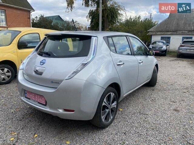 Серый Ниссан Лиф, объемом двигателя 0 л и пробегом 150 тыс. км за 6700 $, фото 2 на Automoto.ua