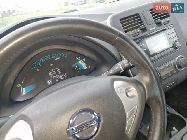 Сірий Ніссан Ліф, об'ємом двигуна 0 л та пробігом 88 тис. км за 7800 $, фото 7 на Automoto.ua