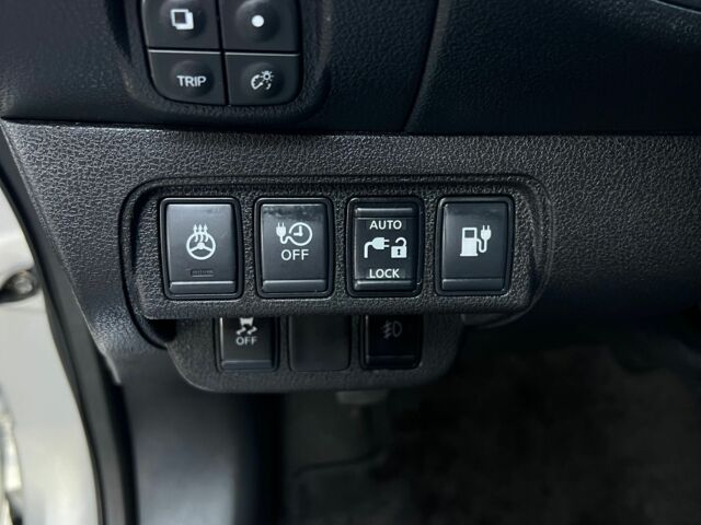 Сірий Ніссан Ліф, об'ємом двигуна 0 л та пробігом 122 тис. км за 8000 $, фото 13 на Automoto.ua