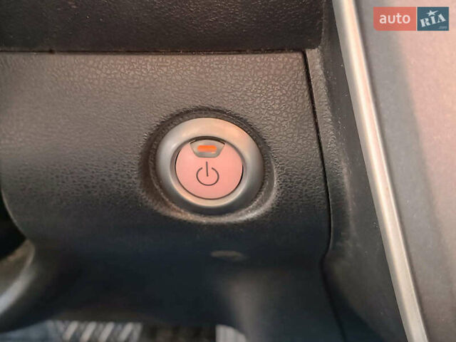 Серый Ниссан Лиф, объемом двигателя 0 л и пробегом 77 тыс. км за 7540 $, фото 25 на Automoto.ua