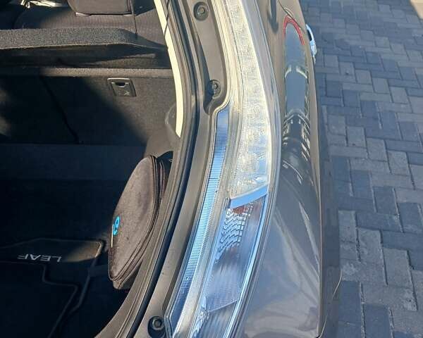 Сірий Ніссан Ліф, об'ємом двигуна 0 л та пробігом 142 тис. км за 7200 $, фото 54 на Automoto.ua