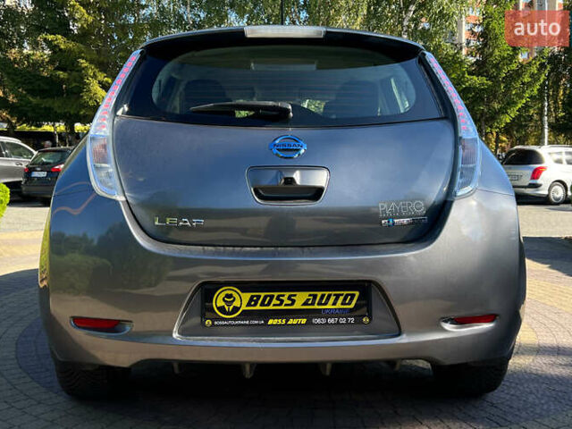 Серый Ниссан Лиф, объемом двигателя 0 л и пробегом 111 тыс. км за 5999 $, фото 5 на Automoto.ua