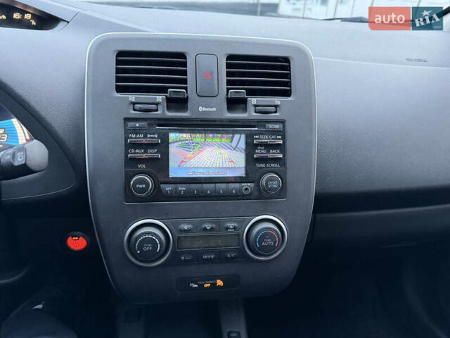 Серый Ниссан Лиф, объемом двигателя 0 л и пробегом 86 тыс. км за 6999 $, фото 17 на Automoto.ua