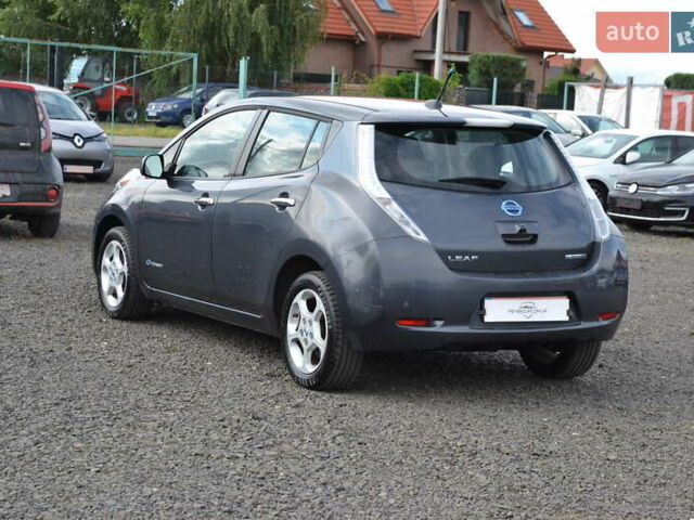 Серый Ниссан Лиф, объемом двигателя 0 л и пробегом 139 тыс. км за 5400 $, фото 9 на Automoto.ua