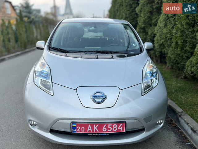 Серый Ниссан Лиф, объемом двигателя 0 л и пробегом 108 тыс. км за 7290 $, фото 6 на Automoto.ua