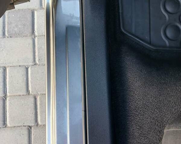 Серый Ниссан Лиф, объемом двигателя 0 л и пробегом 119 тыс. км за 7100 $, фото 50 на Automoto.ua