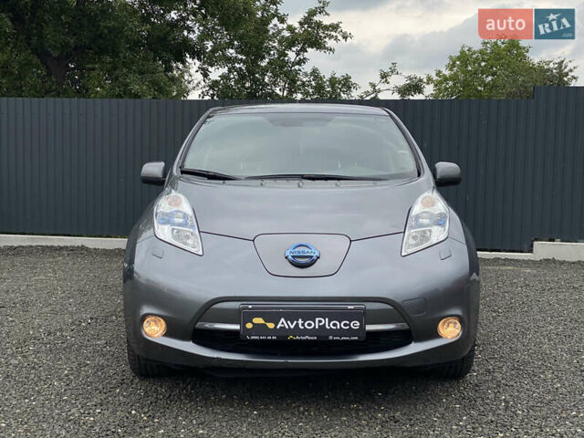 Сірий Ніссан Ліф, об'ємом двигуна 0 л та пробігом 111 тис. км за 7300 $, фото 5 на Automoto.ua