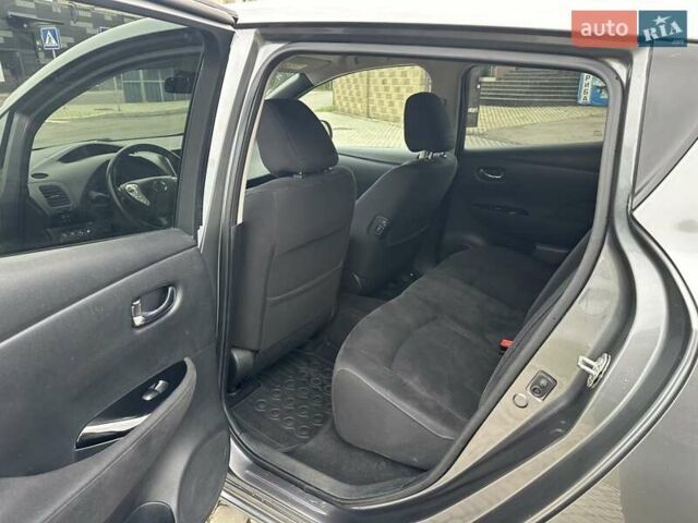 Серый Ниссан Лиф, объемом двигателя 0 л и пробегом 126 тыс. км за 7450 $, фото 22 на Automoto.ua