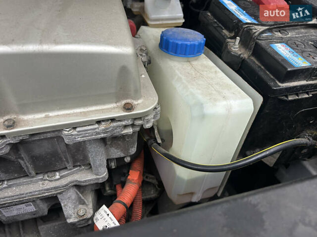 Сірий Ніссан Ліф, об'ємом двигуна 0 л та пробігом 111 тис. км за 8100 $, фото 16 на Automoto.ua