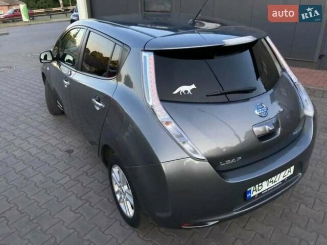 Серый Ниссан Лиф, объемом двигателя 0 л и пробегом 139 тыс. км за 8900 $, фото 4 на Automoto.ua