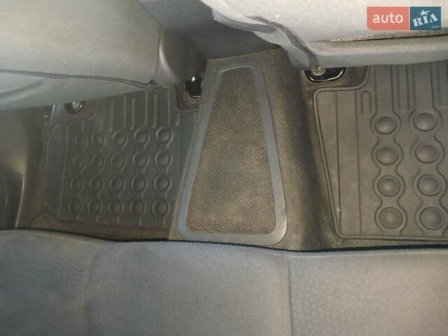 Серый Ниссан Лиф, объемом двигателя 0 л и пробегом 119 тыс. км за 7100 $, фото 16 на Automoto.ua