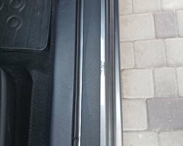 Серый Ниссан Лиф, объемом двигателя 0 л и пробегом 119 тыс. км за 7100 $, фото 51 на Automoto.ua