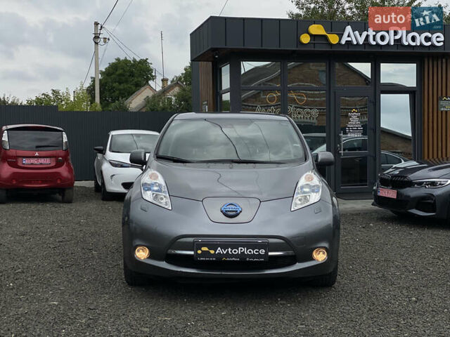 Сірий Ніссан Ліф, об'ємом двигуна 0 л та пробігом 111 тис. км за 7300 $, фото 17 на Automoto.ua