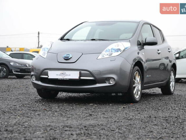 Серый Ниссан Лиф, объемом двигателя 0 л и пробегом 127 тыс. км за 6999 $, фото 1 на Automoto.ua