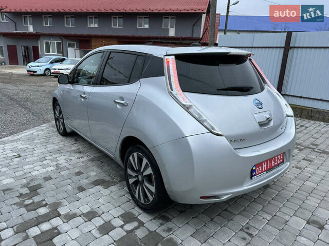 Серый Ниссан Лиф, объемом двигателя 0 л и пробегом 130 тыс. км за 5400 $, фото 7 на Automoto.ua