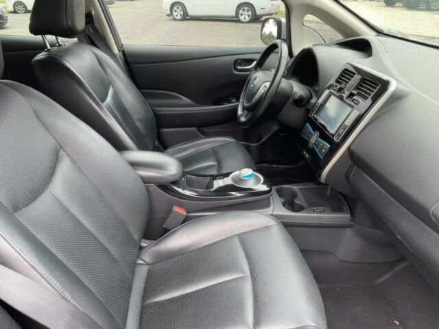 Сірий Ніссан Ліф, об'ємом двигуна 0 л та пробігом 80 тис. км за 1900 $, фото 7 на Automoto.ua