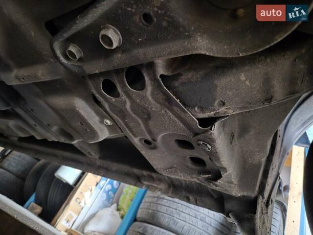 Сірий Ніссан Ліф, об'ємом двигуна 0 л та пробігом 102 тис. км за 7400 $, фото 36 на Automoto.ua