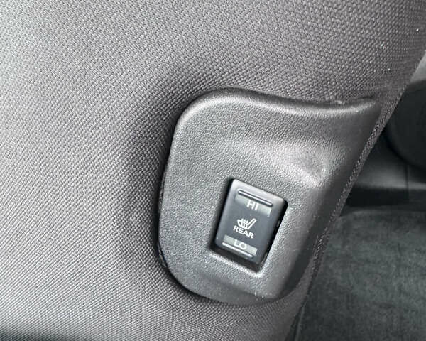 Серый Ниссан Лиф, объемом двигателя 0 л и пробегом 117 тыс. км за 6500 $, фото 16 на Automoto.ua