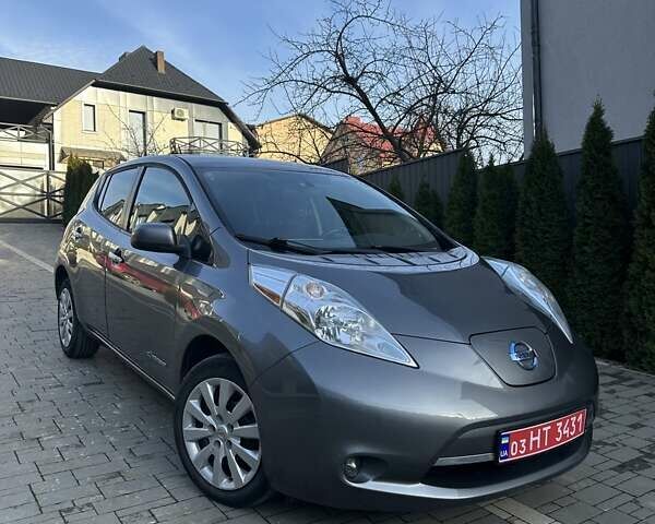 Серый Ниссан Лиф, объемом двигателя 0 л и пробегом 142 тыс. км за 6990 $, фото 11 на Automoto.ua