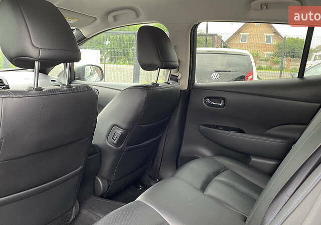 Сірий Ніссан Ліф, об'ємом двигуна 0 л та пробігом 111 тис. км за 7300 $, фото 15 на Automoto.ua