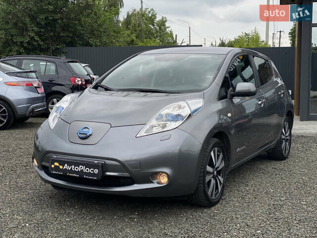 Сірий Ніссан Ліф, об'ємом двигуна 0 л та пробігом 111 тис. км за 7300 $, фото 3 на Automoto.ua
