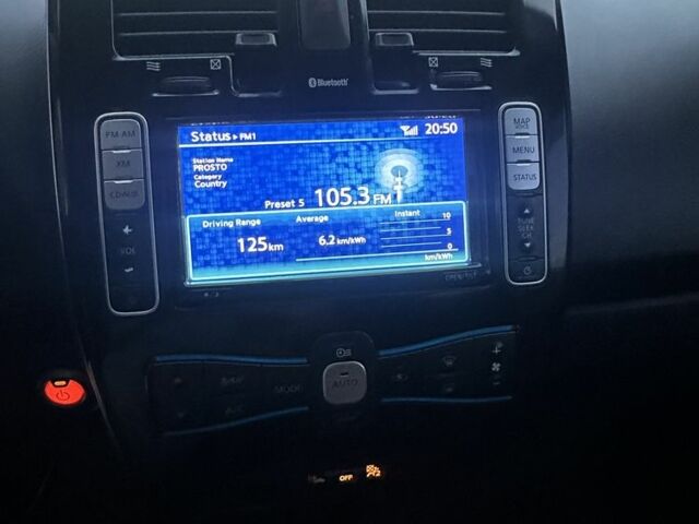 Серый Ниссан Лиф, объемом двигателя 0 л и пробегом 130 тыс. км за 6500 $, фото 14 на Automoto.ua