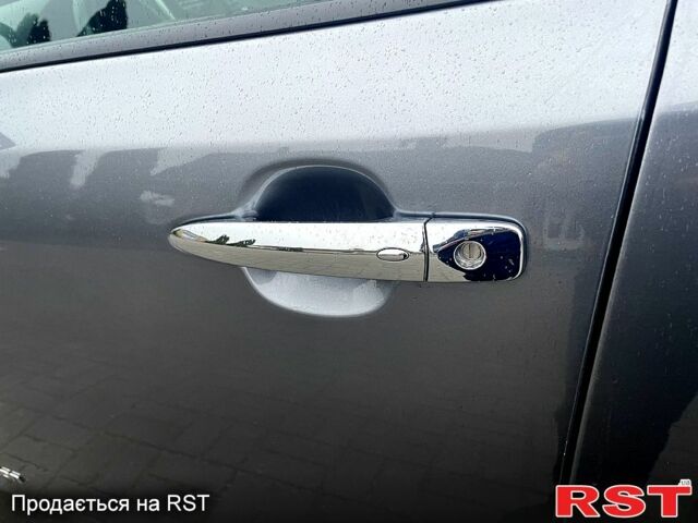 Серый Ниссан Лиф, объемом двигателя 0 л и пробегом 0 тыс. км за 7300 $, фото 9 на Automoto.ua