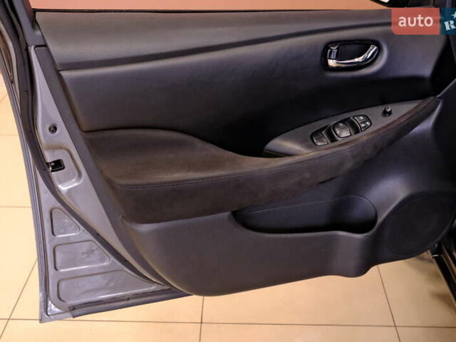 Сірий Ніссан Ліф, об'ємом двигуна 0 л та пробігом 162 тис. км за 7300 $, фото 28 на Automoto.ua